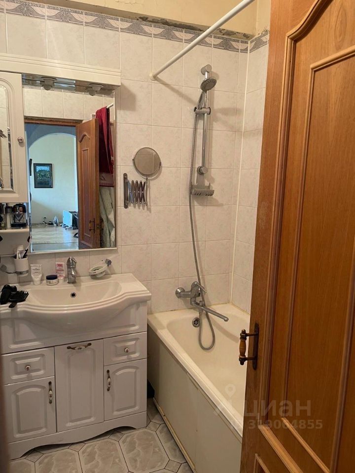 Аренда 2-комн квартиры на вторичном рынке Краснохолмская набережная, 13С1