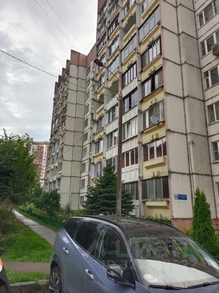 Продажа 4-комн квартиры на вторичном рынке Красногорск, улица Братьев Горожанкиных, 32