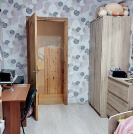 Продажа 5-комн квартиры на вторичном рынке Комендантский пр-кт,  д. 36 к2