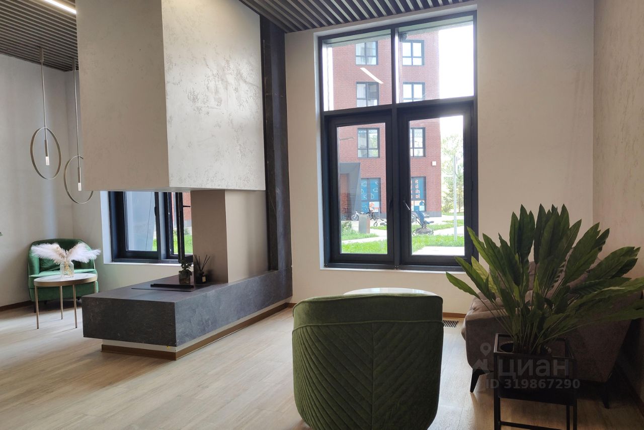 Продажа 2-комн квартиры на вторичном рынке улица Петра Алексеева, 14