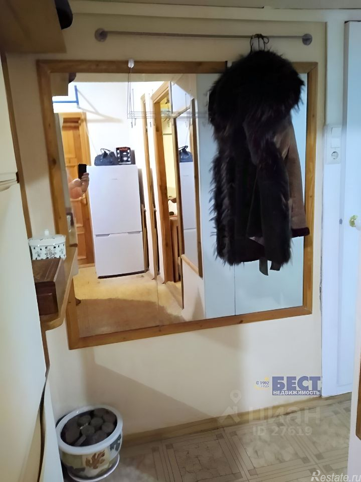Продажа 2-комн квартиры на вторичном рынке Реутовская улица,  д. 8 к1