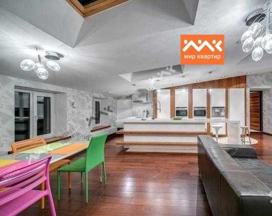 Аренда 4-комн квартиры на вторичном рынке Манежный пер,  д. 19