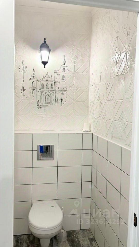 Продажа 2-комн квартиры на вторичном рынке Сабурово пгт, улица Парковая, 24