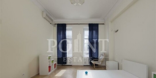 5-комн квартира улица Жуковского,  д. 5