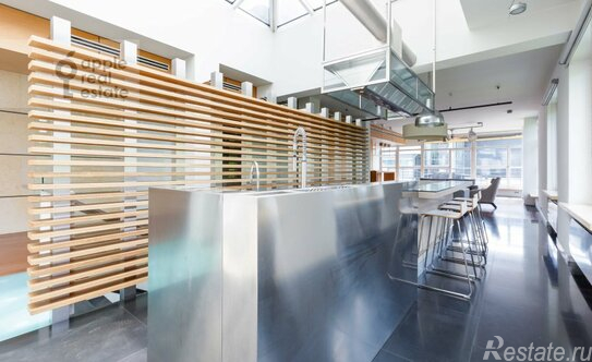 Аренда 4-комн квартиры на вторичном рынке Островная улица,  д. 12