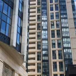 Продажа 4-комн квартиры на вторичном рынке Минская улица,  д. 2