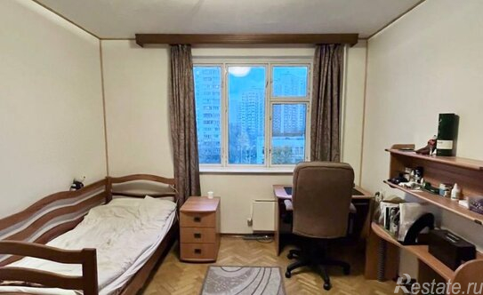 Продажа 3-комн квартиры на вторичном рынке улица Перерва,  д. 49