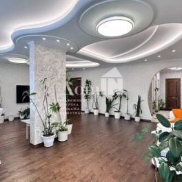 Продажа 4-комн квартиры на вторичном рынке Обуховской обороны пр-кт,  д. 110,  к. 1