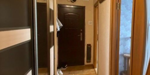 3-комн квартира улица Полбина, 52