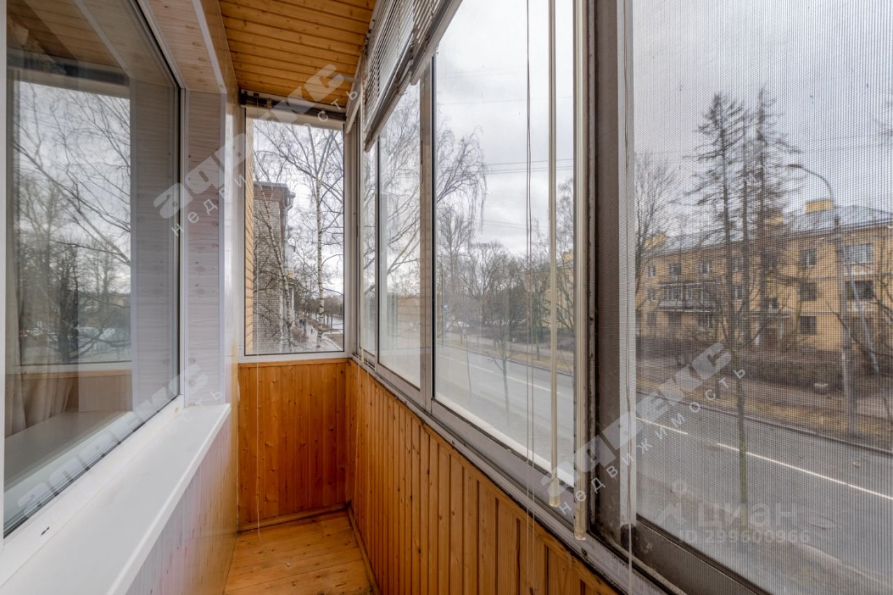 Продажа 2-комн квартиры на вторичном рынке Пушкин, Оранжерейная улица, 67/31