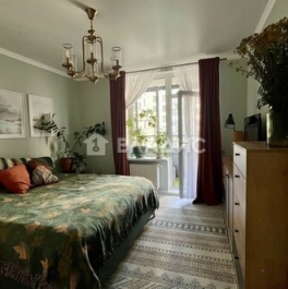 Продажа 3-комн квартиры на вторичном рынке Кременчугская улица