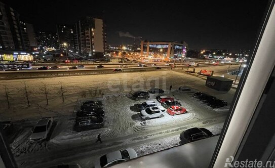 Продажа 2-комн квартиры на вторичном рынке Ветеранов пр-кт,  д. 194