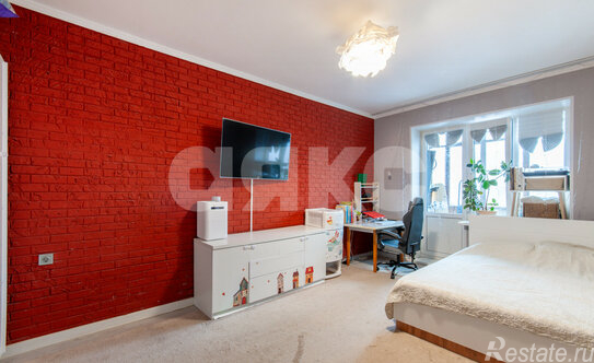 Продажа 1-комн квартиры на вторичном рынке ул Бориса Галушкина,  д. 10