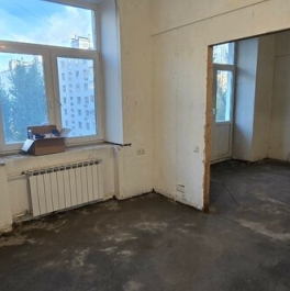 Продажа 3-комн квартиры на вторичном рынке 1812 года ул,  д. 2