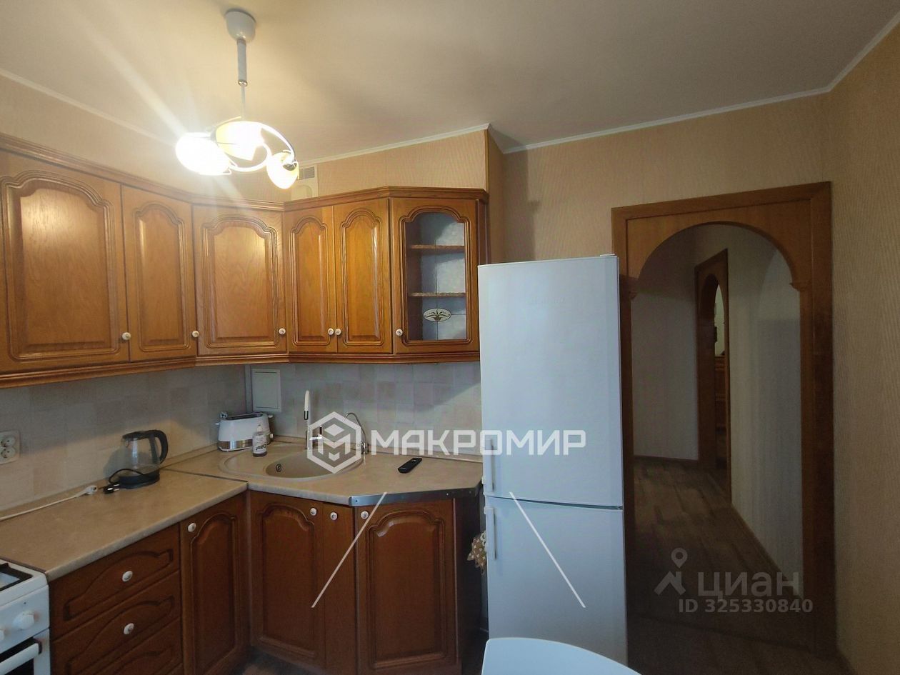 Продажа 3-комн квартиры на вторичном рынке Колпино, Пролетарская улица, 50