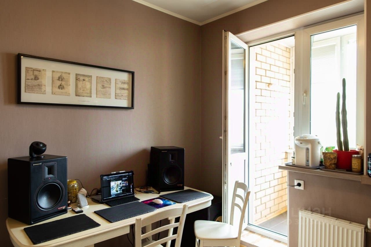 Продажа 2-комн квартиры на вторичном рынке Мытищи, улица Рождественская, 7