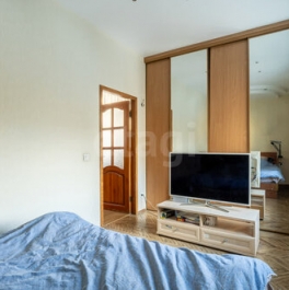 Продажа 4-комн квартиры на вторичном рынке Ивановская улица,  д. 7