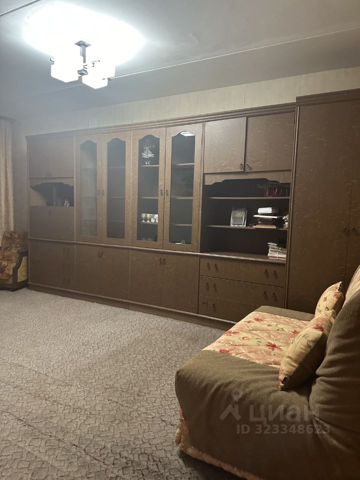 Аренда 1-комн квартиры на вторичном рынке Одинцово, Новоспортивная улица, 16к2