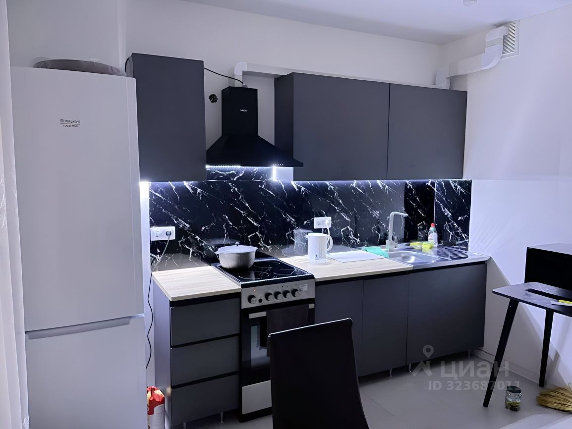 Аренда 2-комн квартиры на вторичном рынке Дрожжино пгт, шоссе Новое, 2к3