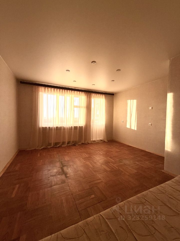 Продажа 1-комн квартиры на вторичном рынке Колпино, улица Братьев Радченко, 19