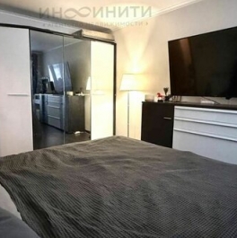 Продажа 2-комн квартиры на вторичном рынке улица Самуила Маршака,  д. 1