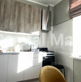 Аренда 2-комн квартиры на вторичном рынке Студенческая улица,  д. 44/28