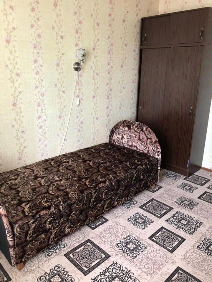 Аренда 2-комн квартиры на вторичном рынке проспект Художников, 24К1