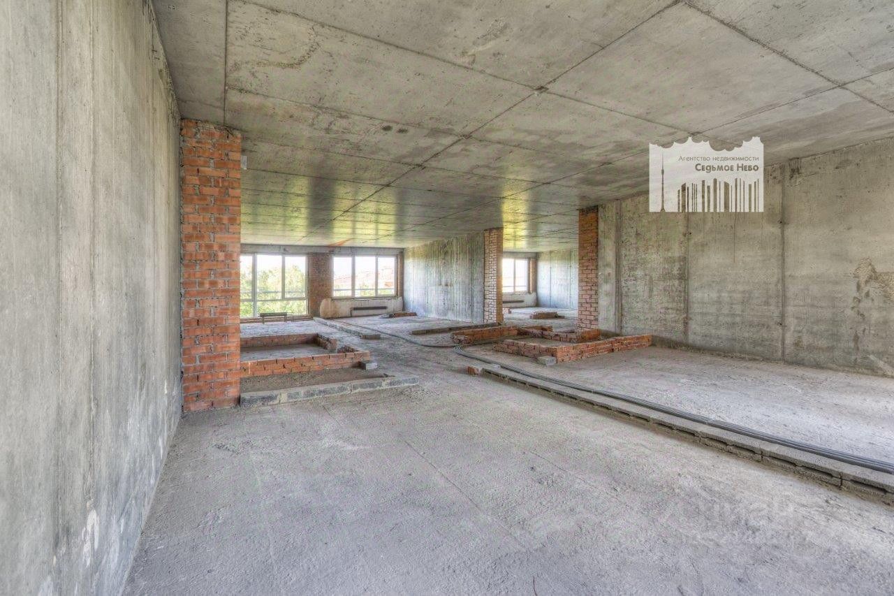 Продажа 5-комн квартиры на вторичном рынке улица Академика Королева, 10