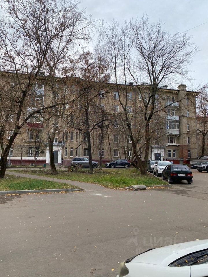 Продажа 2-комн квартиры на вторичном рынке 1-я Новокузьминская улица, 17