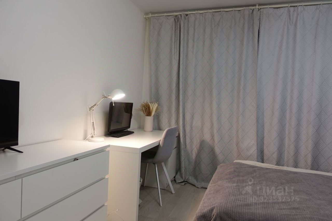 Продажа 1-комн квартиры на вторичном рынке Долгопрудная аллея, 15к4