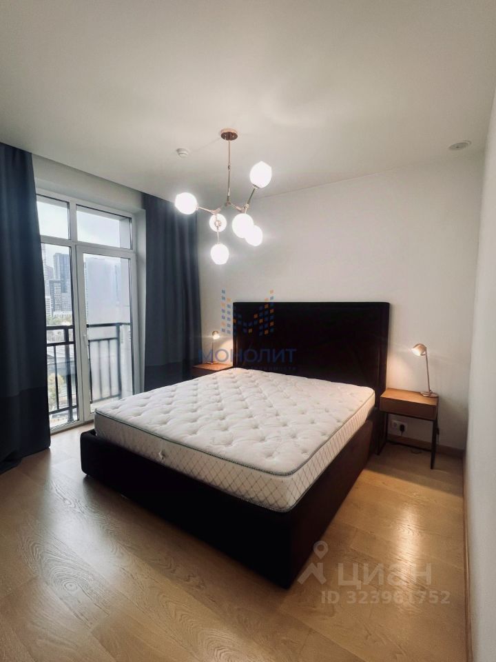 Продажа 4-комн квартиры на вторичном рынке Большая Филевская улица, 4