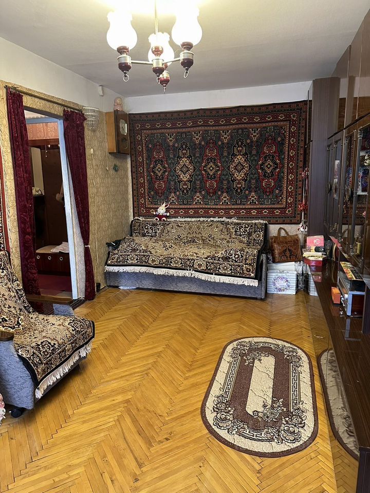 Продажа 2-комн квартиры на вторичном рынке Клин, улица Карла Маркса, 89