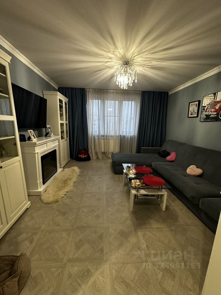 Продажа 3-комн квартиры на вторичном рынке Королев, проспект Космонавтов, 38