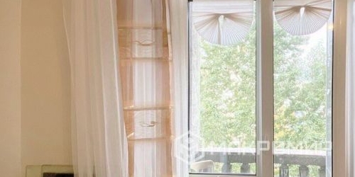 4-комн квартира улица Академика Лебедева, 10А