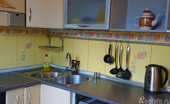 Продажа 3-комн квартиры на вторичном рынке Просвещения пр-кт,  д. 5 к1