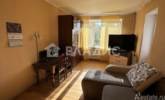 Продажа 2-комн квартиры на вторичном рынке Белоозёрский, ул Молодежная,  д. 2/1