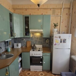 Продажа 2-комн квартиры на вторичном рынке улица Трофимова,  д. 21 к2