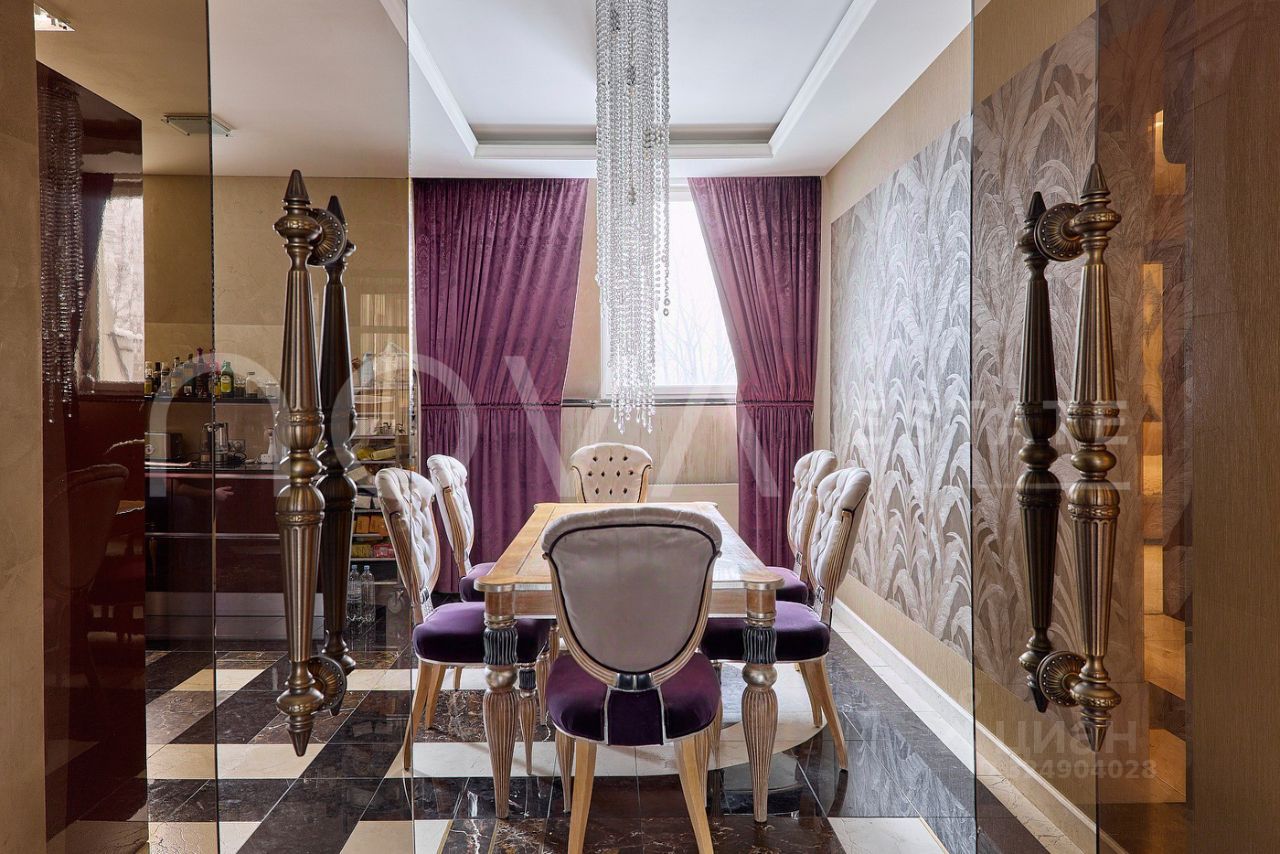 Продажа 6-комн квартиры на вторичном рынке Константиновский проспект, 1/24