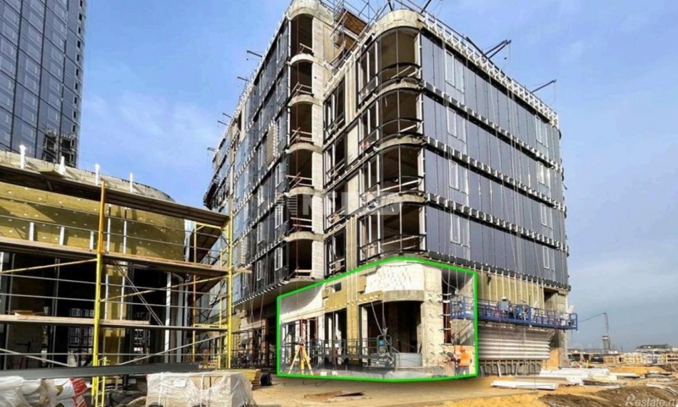 Продажа торгового помещения Роберта Фалька ул