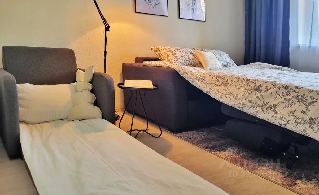 Продажа 2-комн квартиры на вторичном рынке Введенское кв-л, Звенигород, 1Б