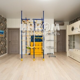 Продажа 3-комн квартиры на вторичном рынке Красногорск г, Ильинское-Усово п, Александра Невского пр-зд,  д. 8