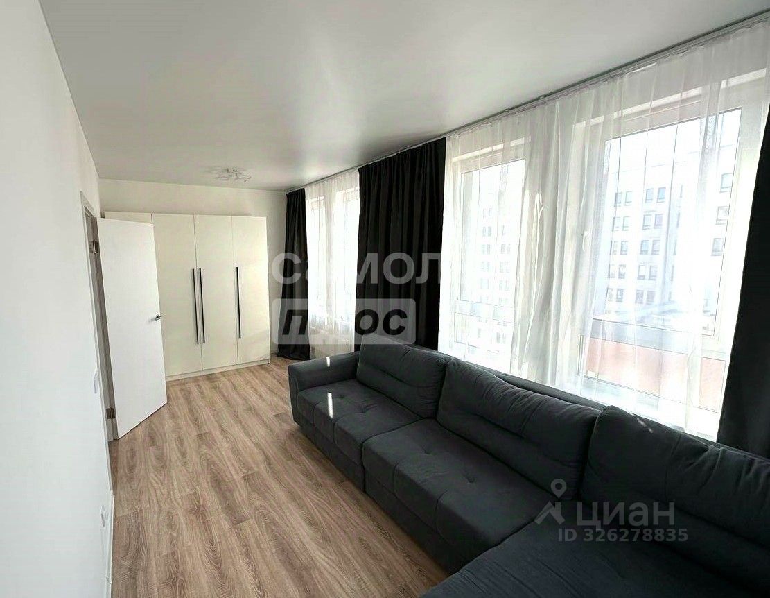 Продажа 3-комн квартиры на вторичном рынке д. Коробово, улица Взлетная, 3