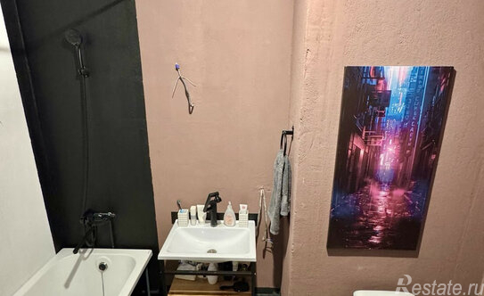 Продажа 3-комн квартиры на вторичном рынке Борисовка, Весёлая улица,  д. 10