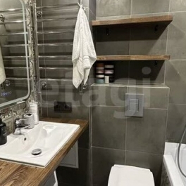 Продажа 1-комн квартиры на вторичном рынке Саратовская улица,  д. 1 к2