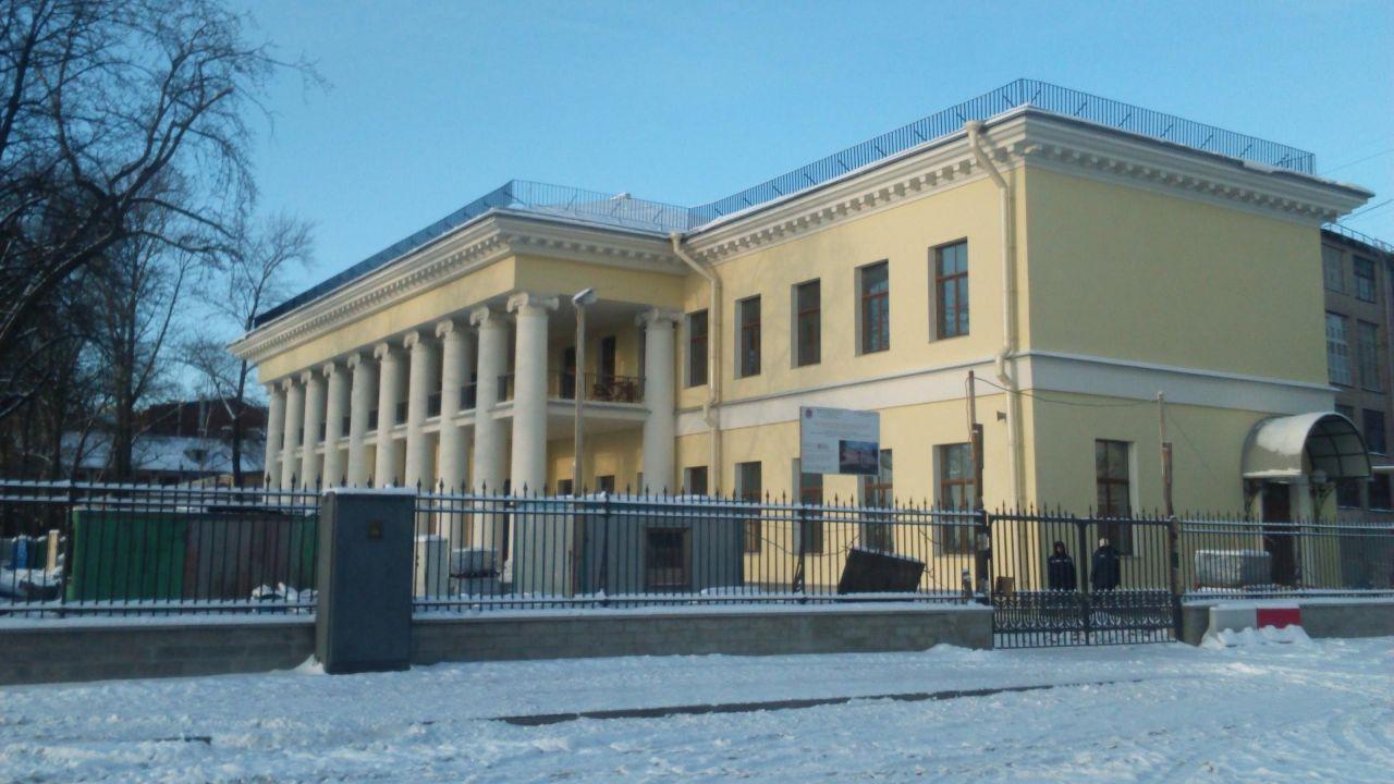 Фотография. Свердловская набережная 22 от компании УК неизвестна Фотография. Свердловская набережная 22 от компании УК неизвестна