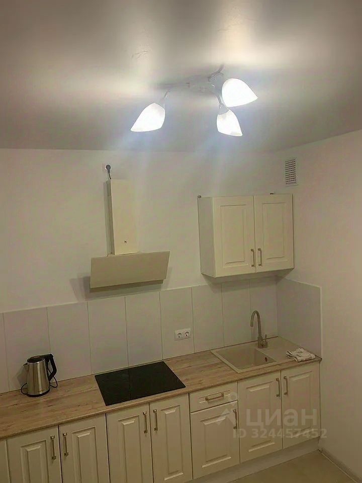 Аренда 1-комн квартиры на вторичном рынке проезд Чечерский, 28к2