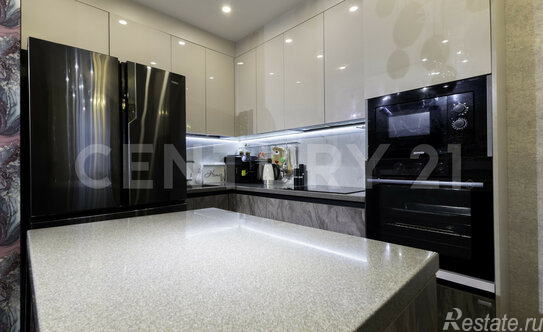 Продажа 2-комн квартиры на вторичном рынке Бухарестская М. ул,  д. 12/1