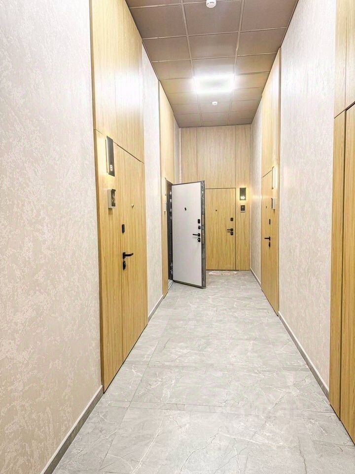 Продажа 1-комн квартиры на вторичном рынке Светлановский проспект, 45