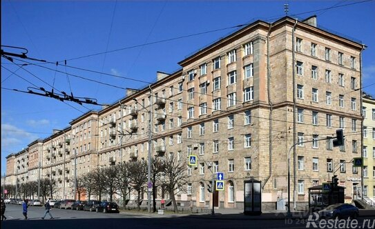 Продажа 3-комн квартиры на вторичном рынке ул Типанова,  д. 5