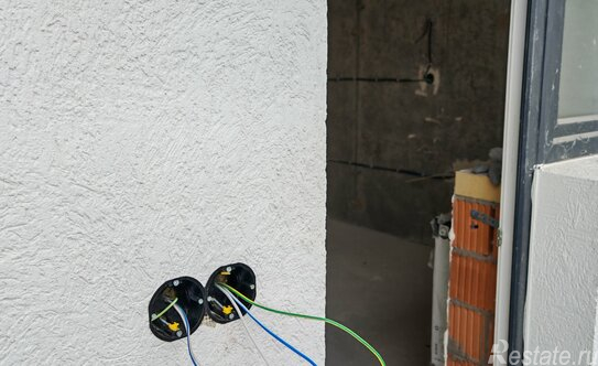 Продажа 2-комн квартиры на вторичном рынке Шушары п,  д. 4 к1 с1